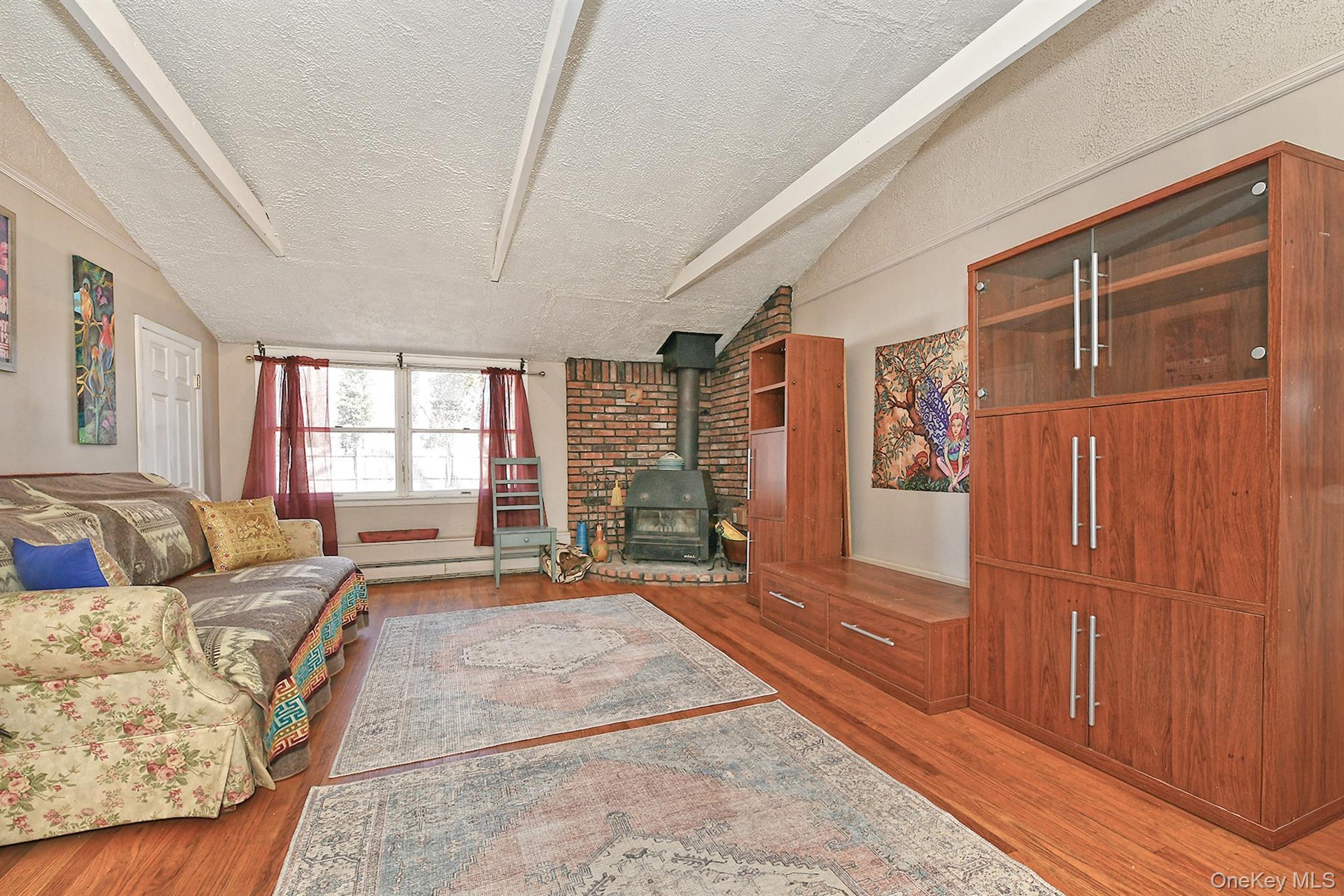 Single Family Chester  Suffolk County, NY 11731, MLS-970433-10