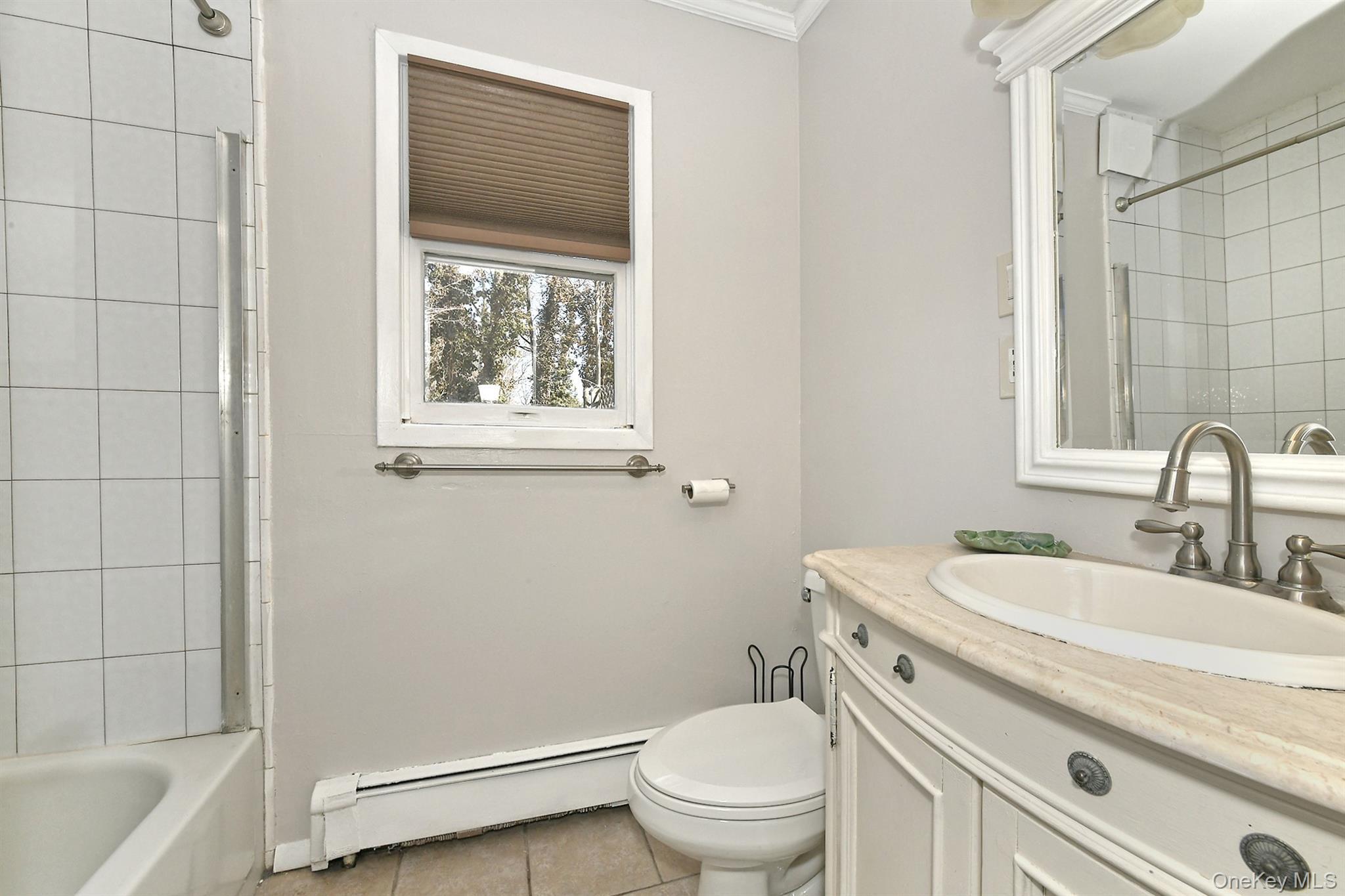 Single Family Chester  Suffolk County, NY 11731, MLS-970433-15