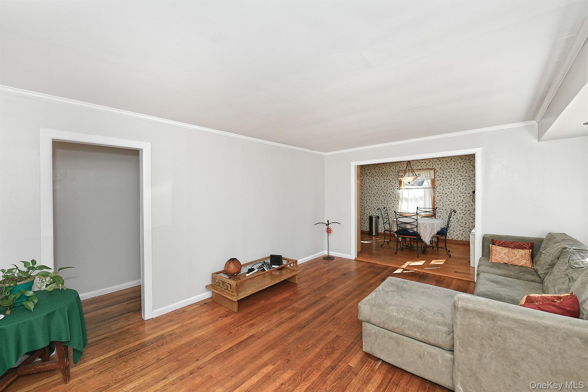 Single Family Chester  Suffolk County, NY 11731, MLS-970433-2