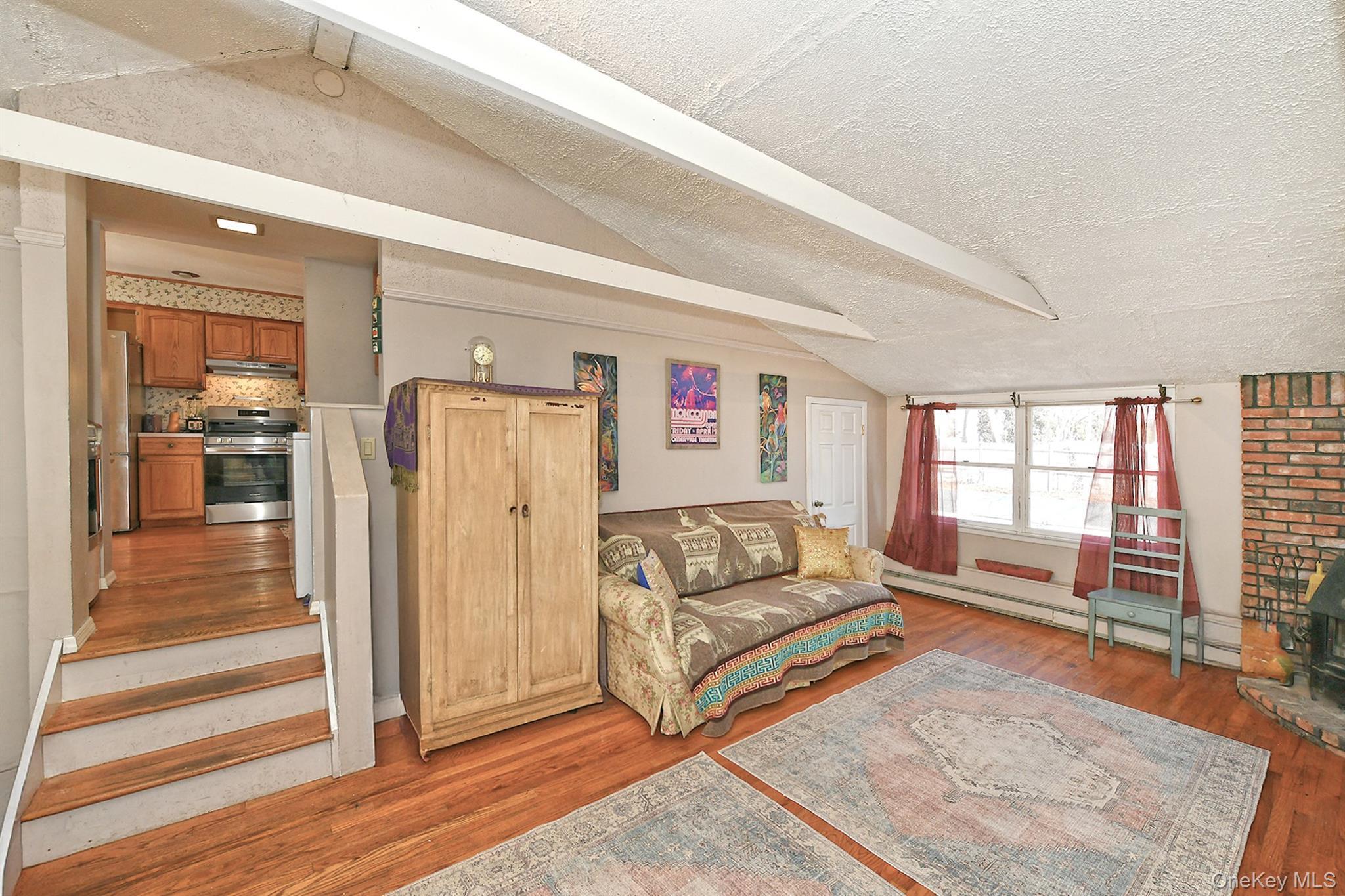 Single Family Chester  Suffolk County, NY 11731, MLS-970433-8