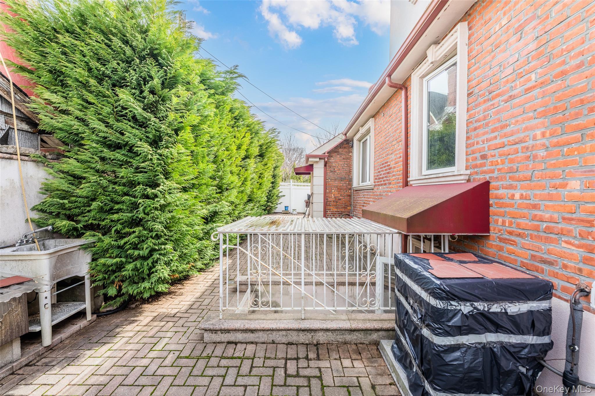 Single Family Union  Queens, NY 11375, MLS-970435-29