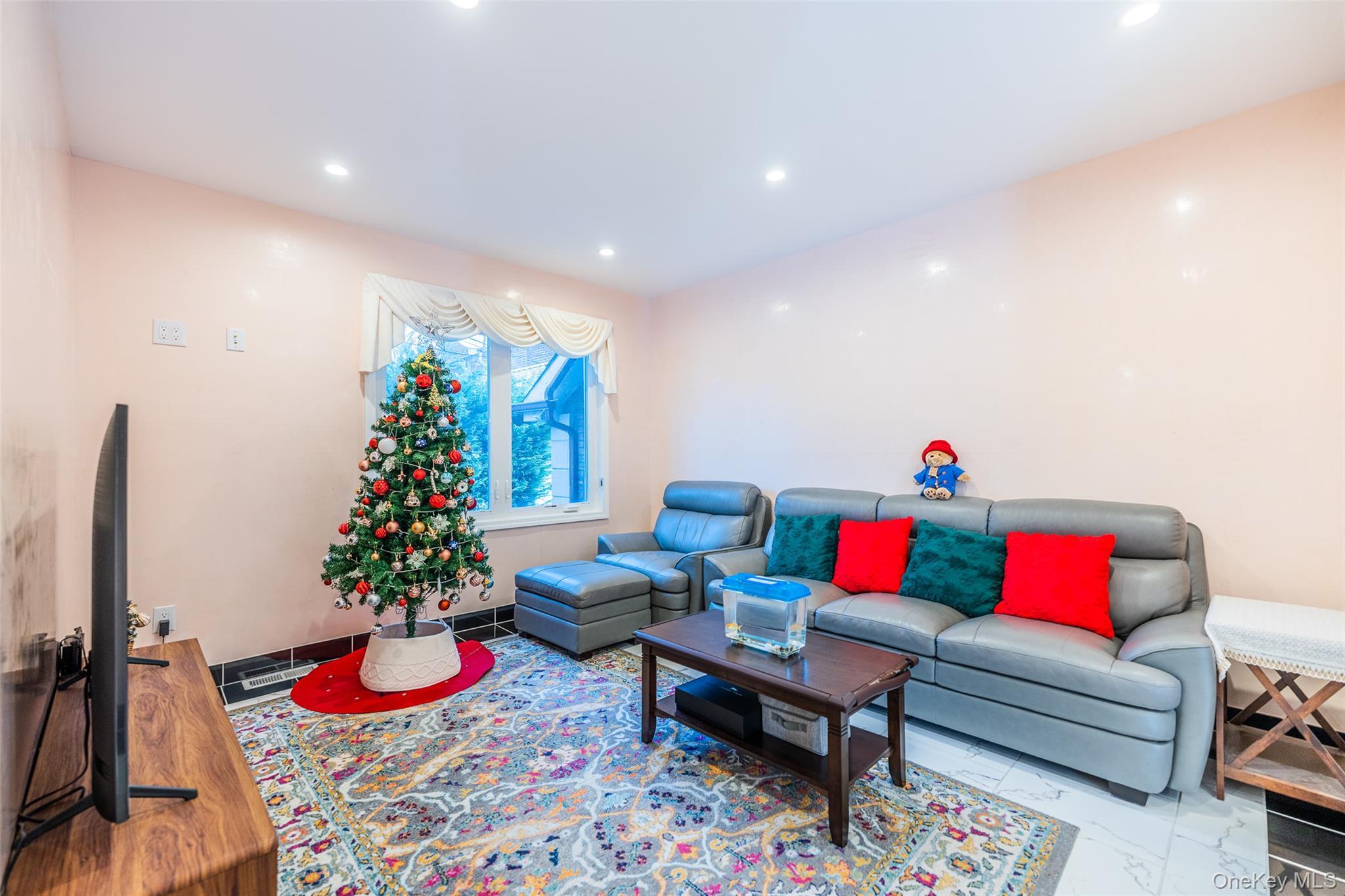 Single Family Union  Queens, NY 11375, MLS-970435-7