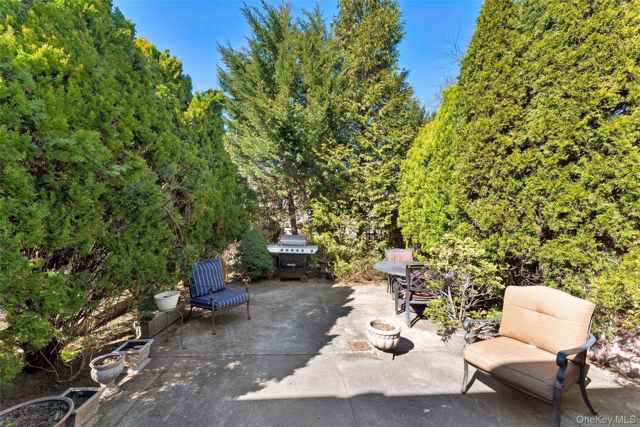 Single Family 67th Queens, NY 11374, MLS-970452-16