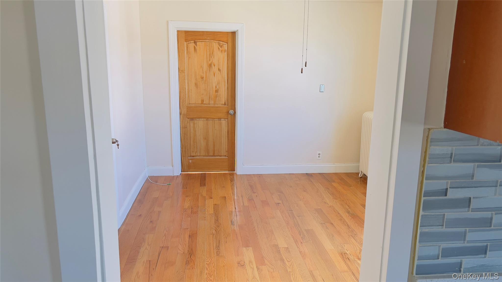 Single Family Whitelaw  Queens, NY 11417, MLS-970453-2