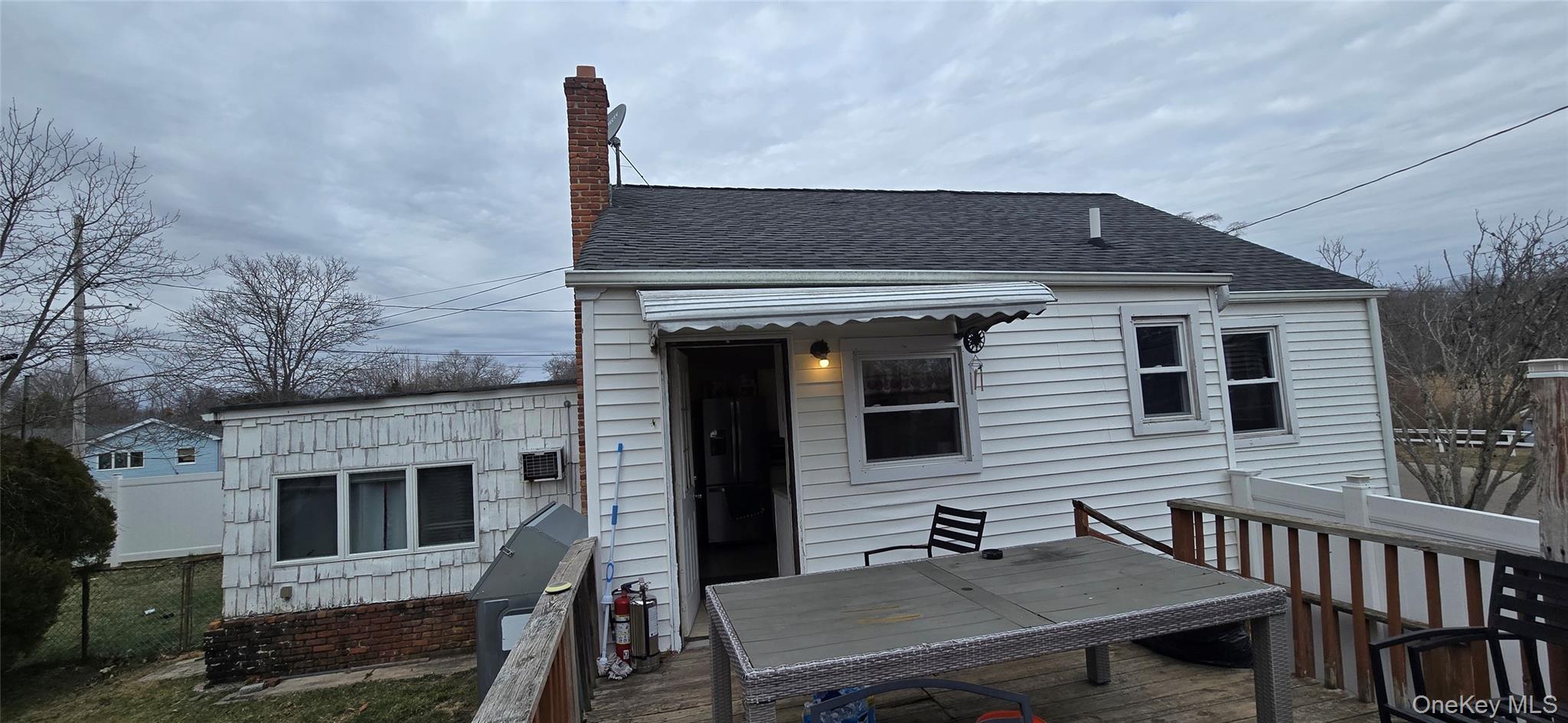 Single Family Ivy  Suffolk County, NY 11951, MLS-970458-25