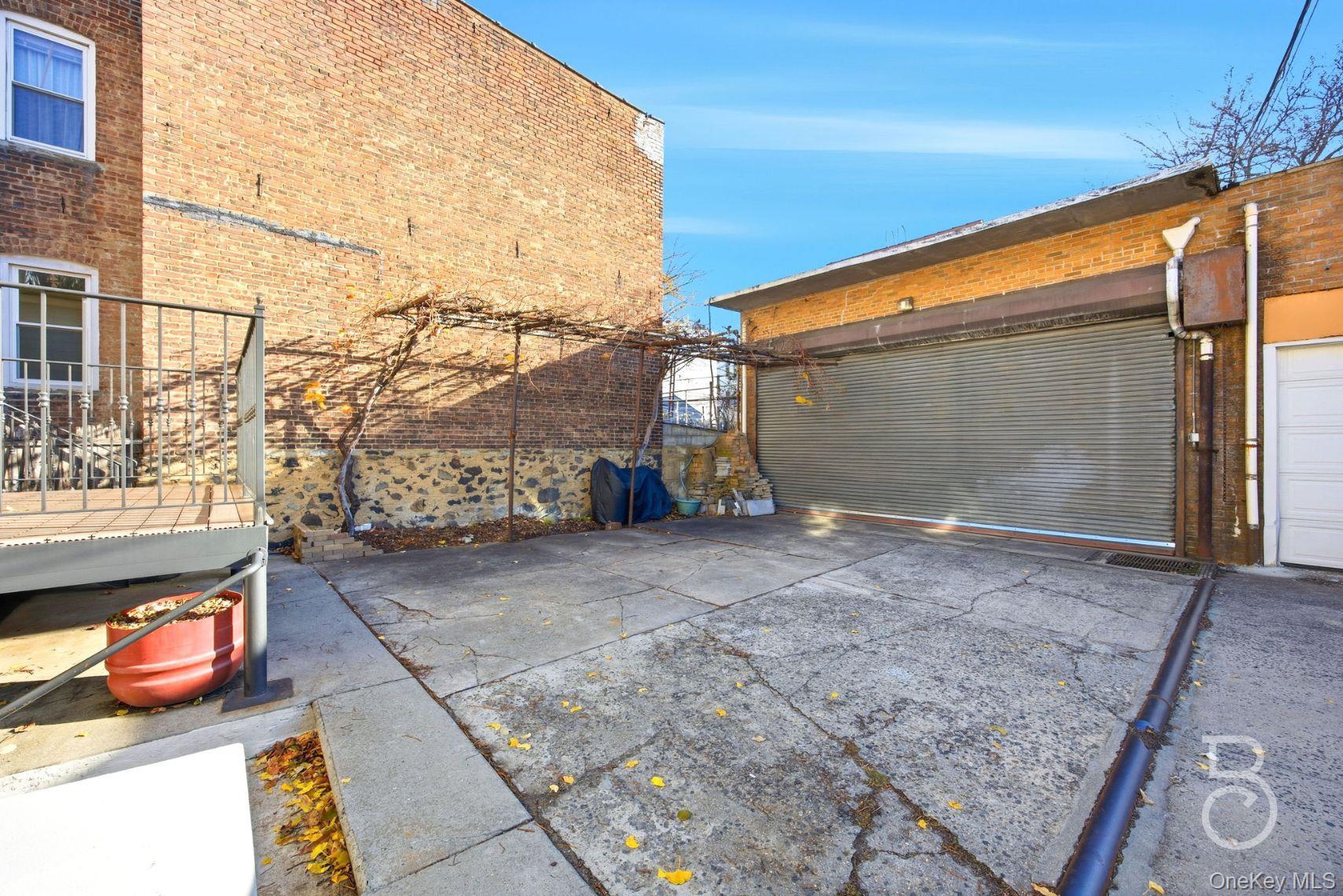 Single Family 41st  Queens, NY 11103, MLS-970460-23