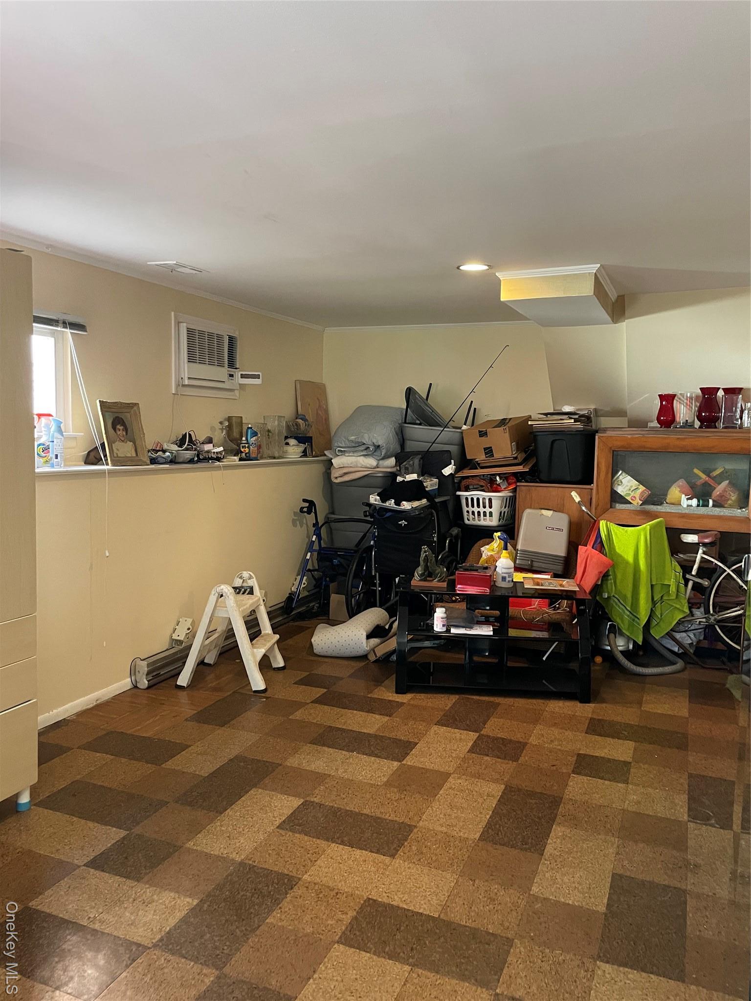 Single Family 20th Queens, NY 11357, MLS-970476-16