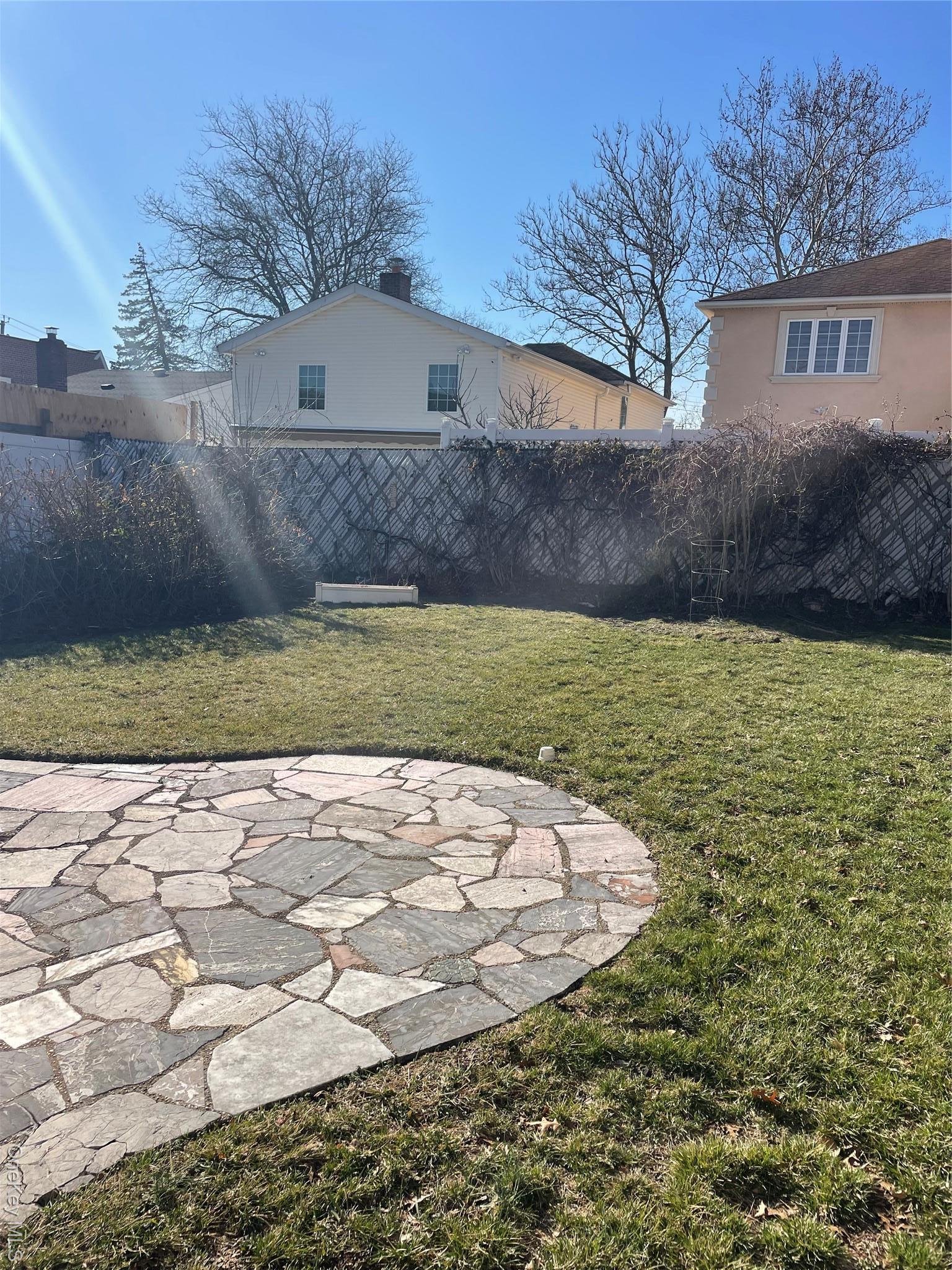 Single Family 20th Queens, NY 11357, MLS-970476-21