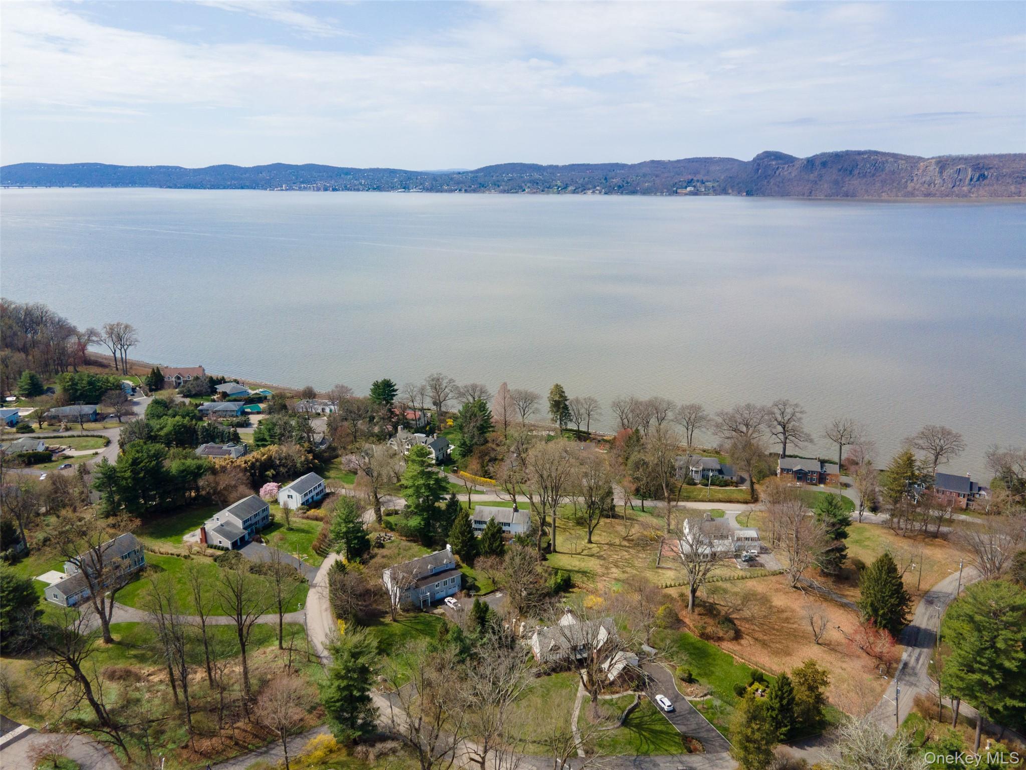Single Family River Road Westchester County, NY 10510, MLS-970496-31