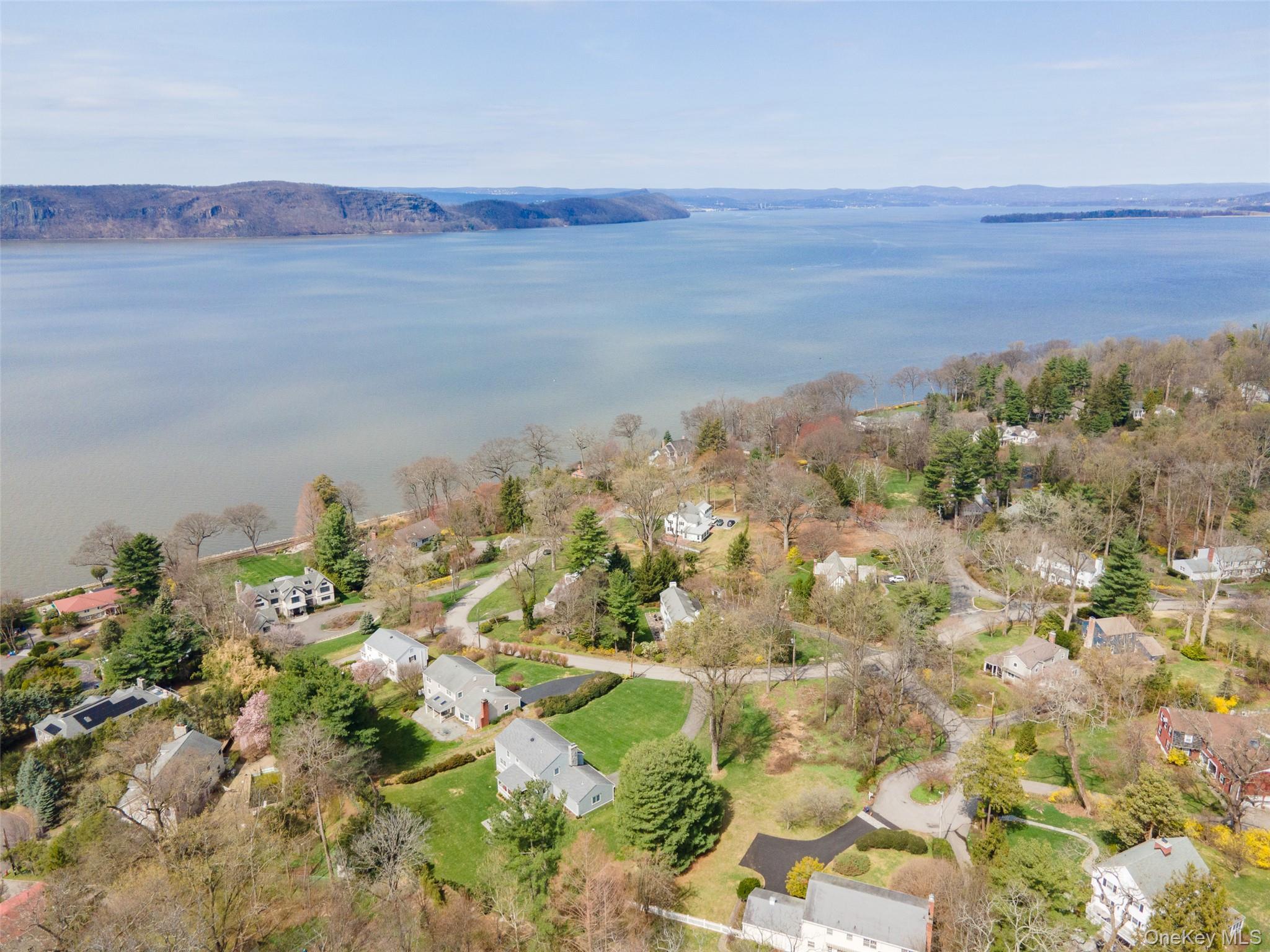 Single Family River Road Westchester County, NY 10510, MLS-970496-33