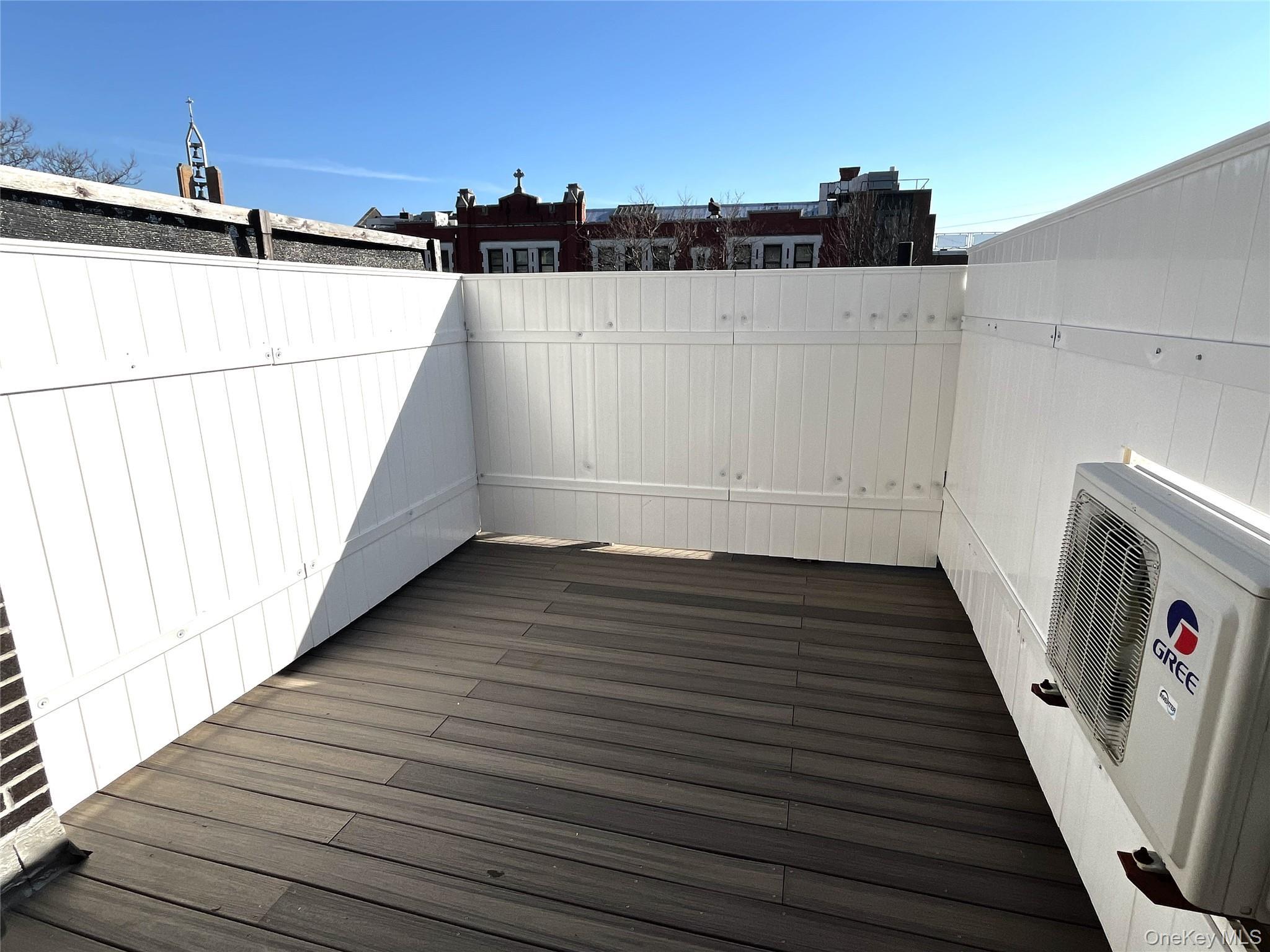 Condo Queens Queens, NY 11377, MLS-970499-15