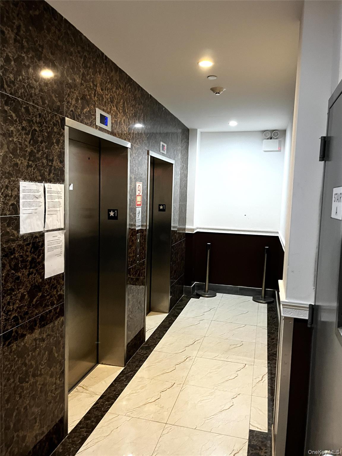 Condo Queens Queens, NY 11377, MLS-970499-16