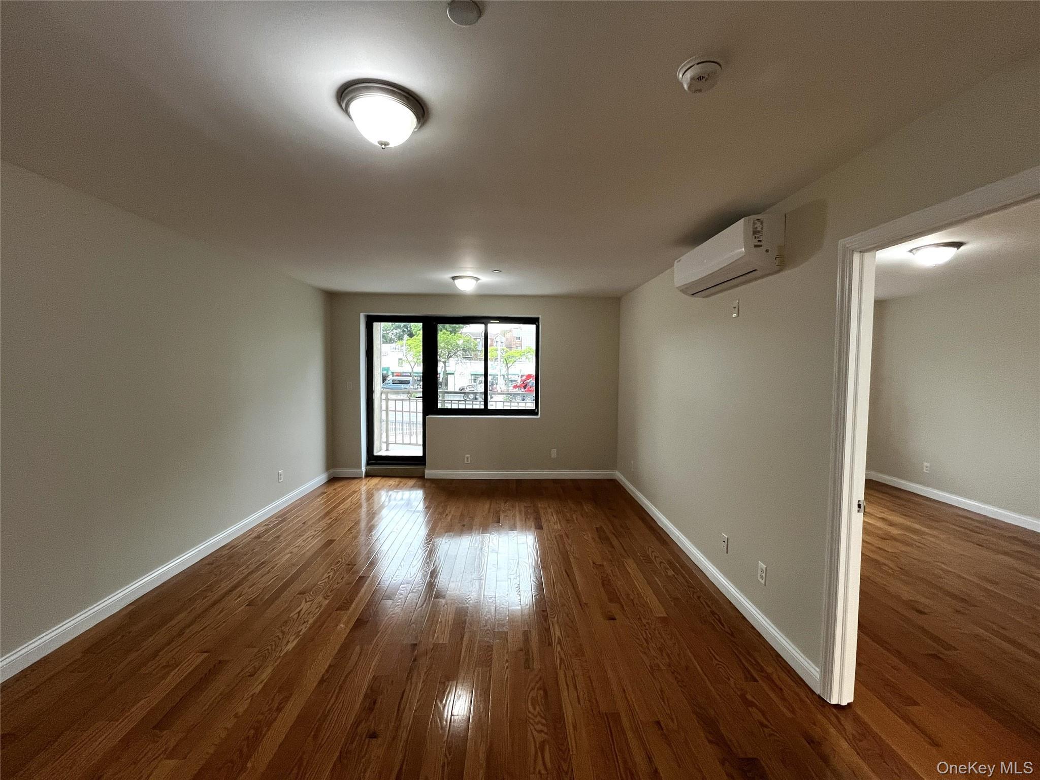 Condo Queens Queens, NY 11377, MLS-970499-5