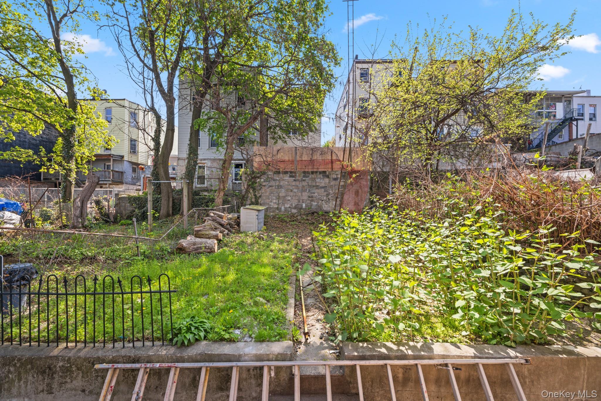 Single Family Garfield Bronx, NY 10460, MLS-970503-15