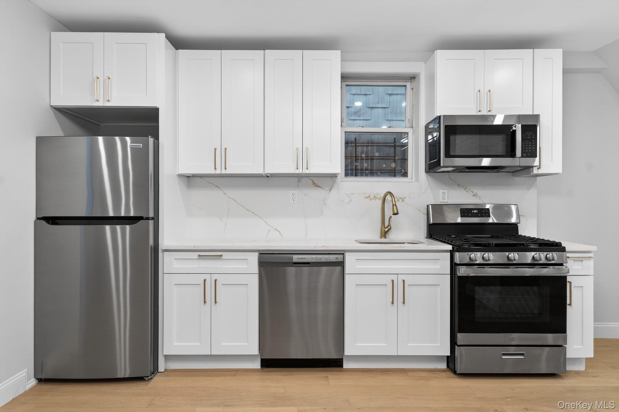 Single Family Garfield  Bronx, NY 10460, MLS-970503-4