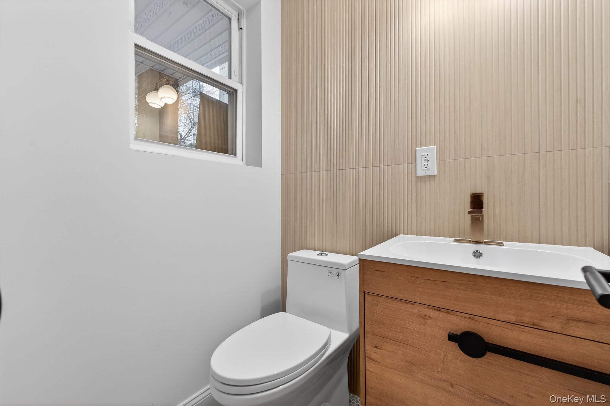 Single Family Garfield  Bronx, NY 10460, MLS-970503-5