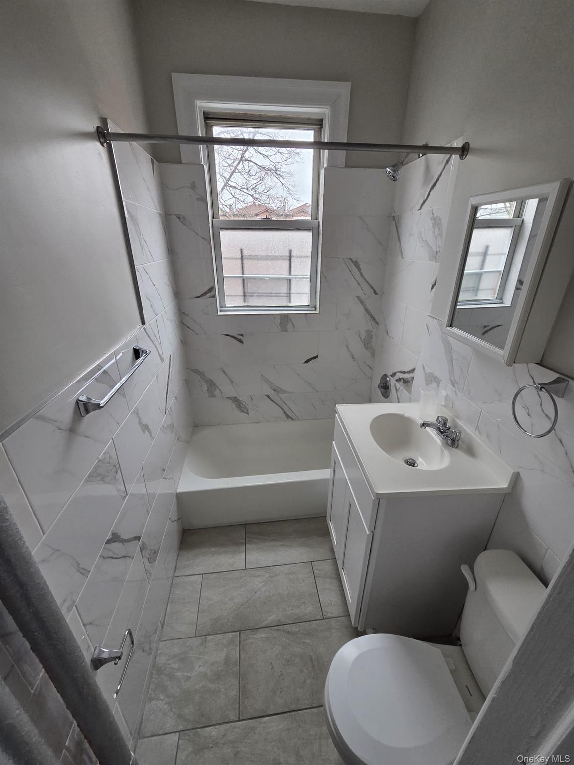 Single Family 215th  Bronx, NY 10469, MLS-970510-11