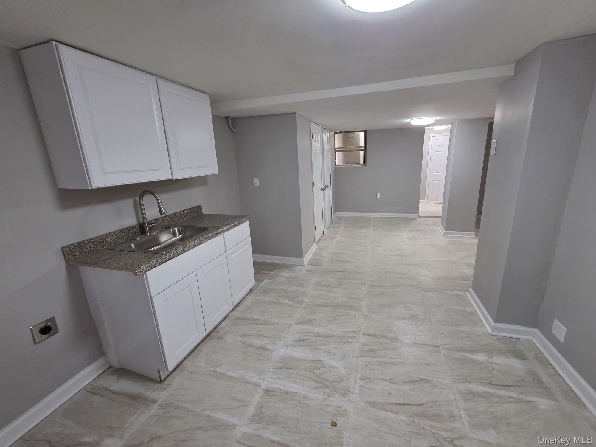 Single Family 215th  Bronx, NY 10469, MLS-970510-16