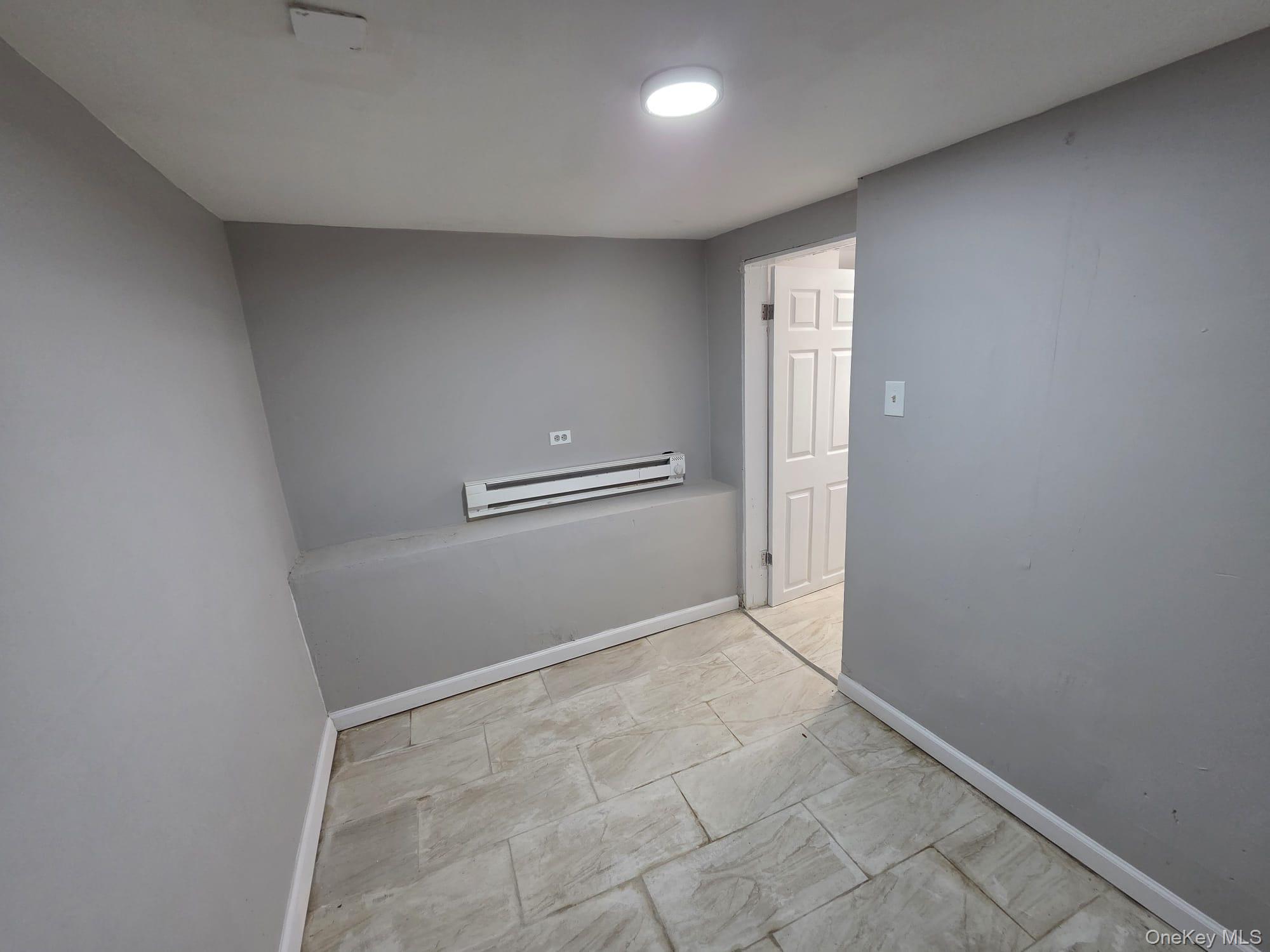 Single Family 215th  Bronx, NY 10469, MLS-970510-19