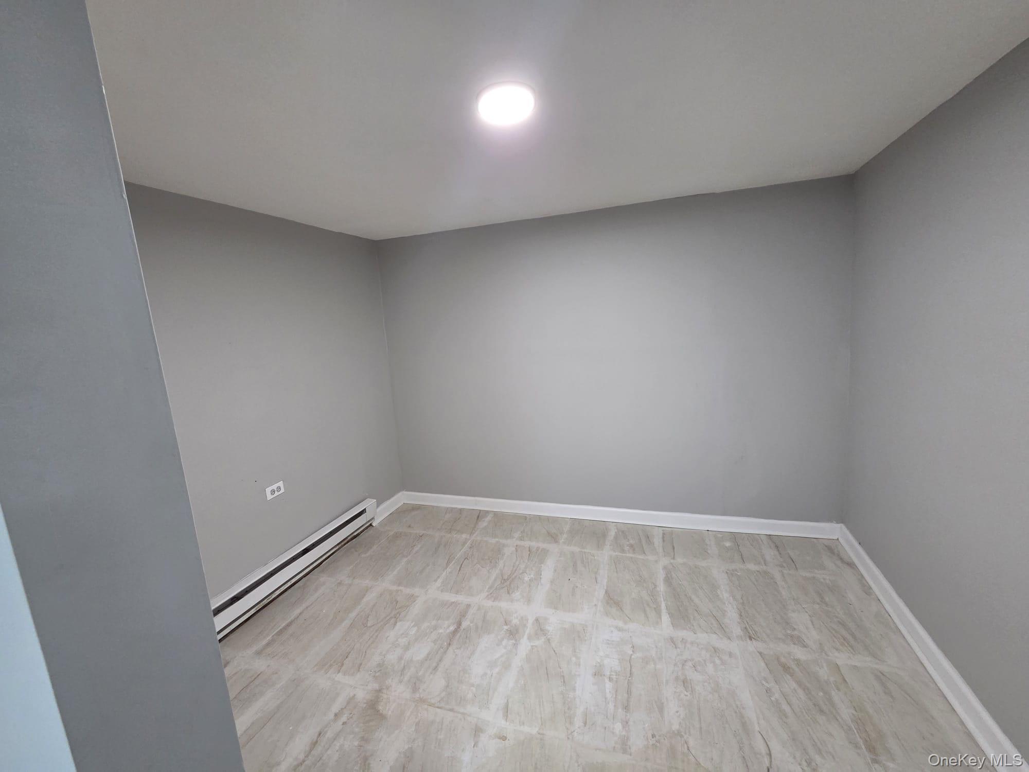 Single Family 215th  Bronx, NY 10469, MLS-970510-22