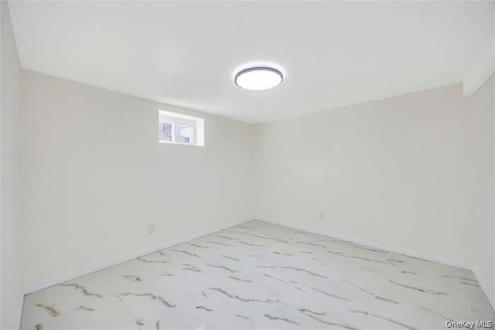 Single Family 204th  Queens, NY 11423, MLS-970513-32