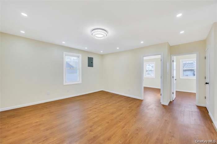 Single Family 204th  Queens, NY 11423, MLS-970513-5