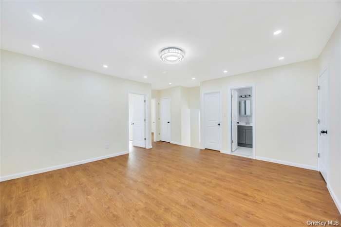 Single Family 204th  Queens, NY 11423, MLS-970513-6