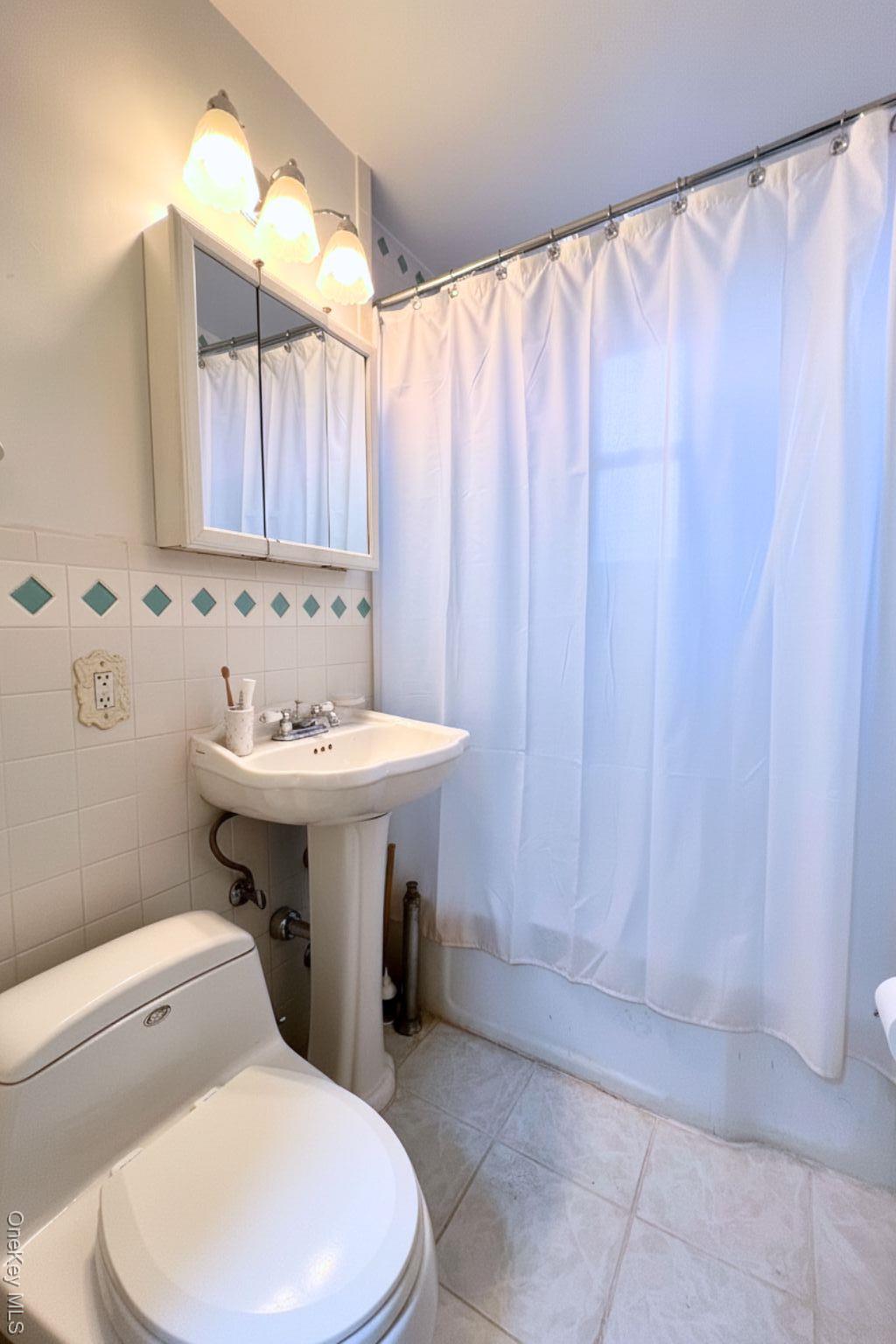 Coop 39  Queens, NY 11358, MLS-970520-14