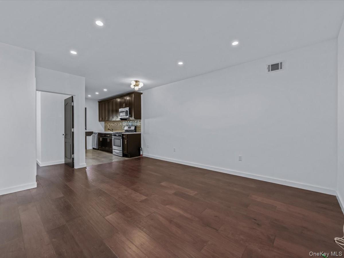 Single Family Noll  Brooklyn, NY 11206, MLS-970526-3