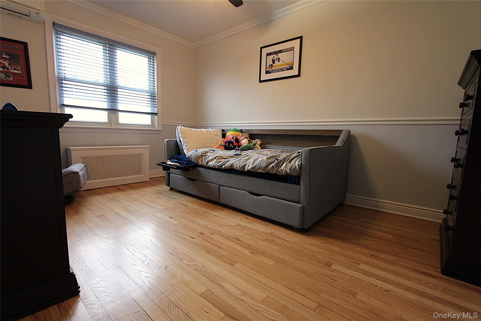 Single Family 81st  Queens, NY 11379, MLS-970528-16