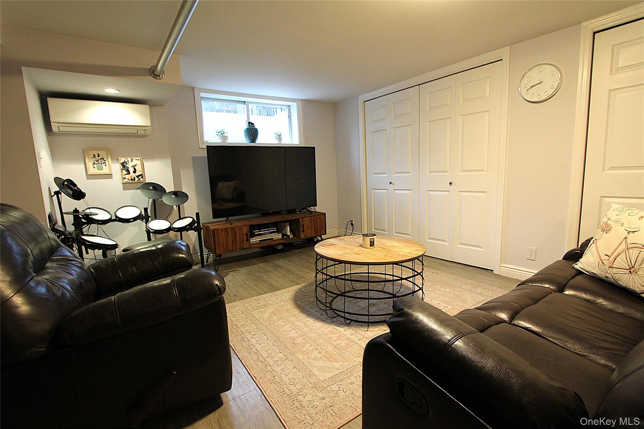 Single Family 81st  Queens, NY 11379, MLS-970528-18