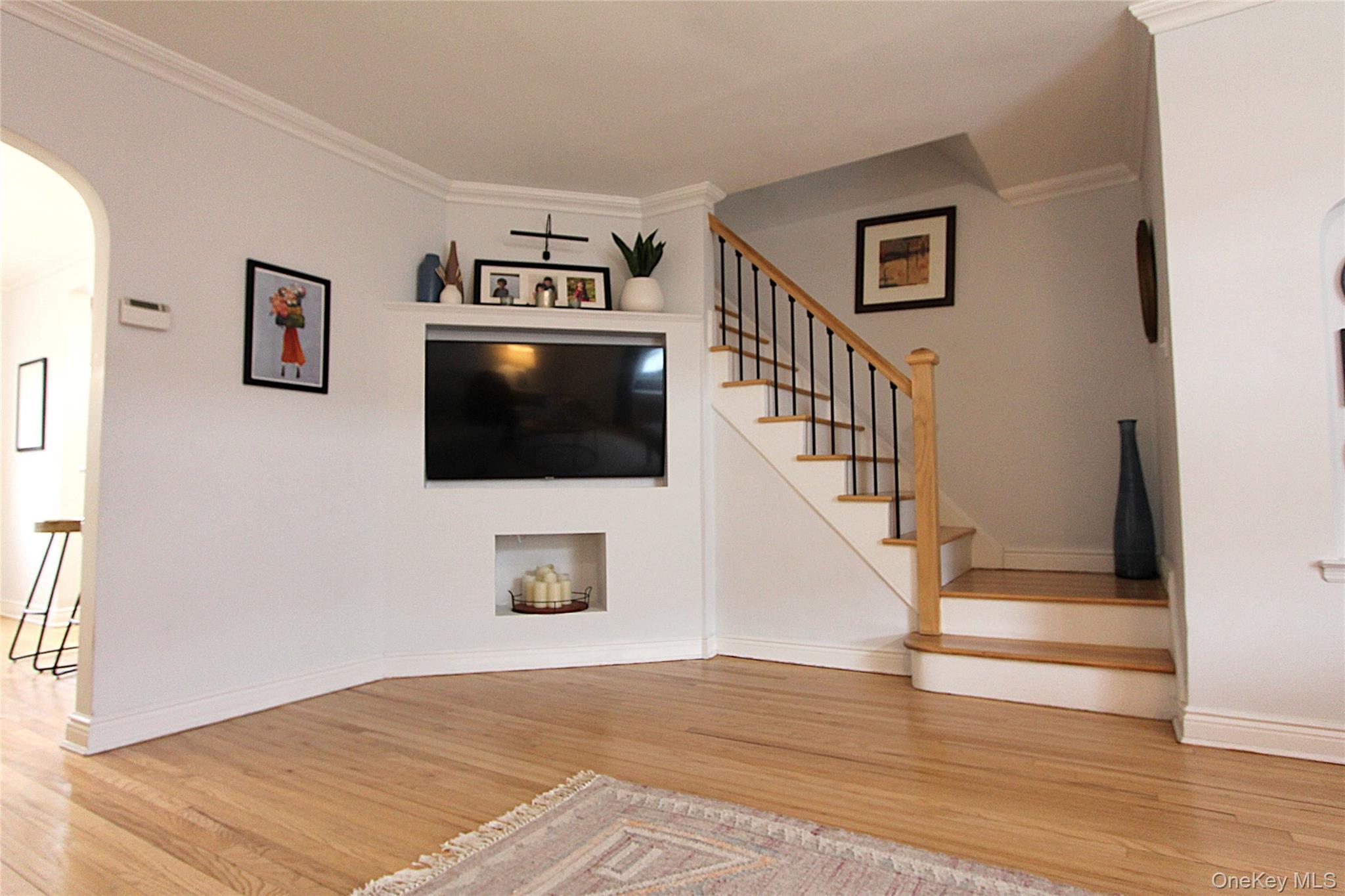 Single Family 81st  Queens, NY 11379, MLS-970528-8