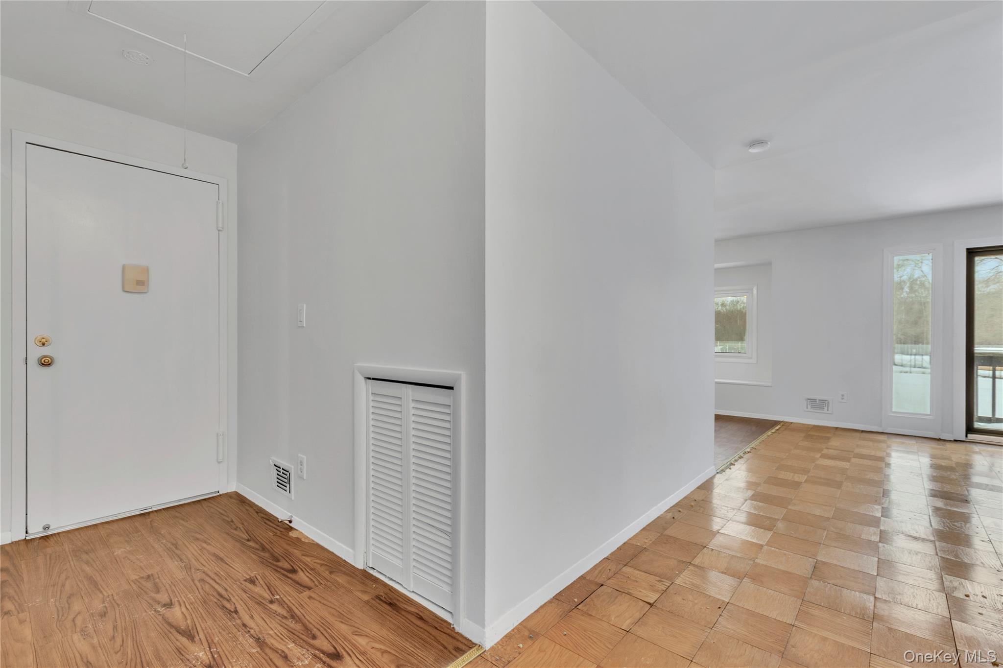 Condo Jefferson Westchester County, NY 10598, MLS-970531-3