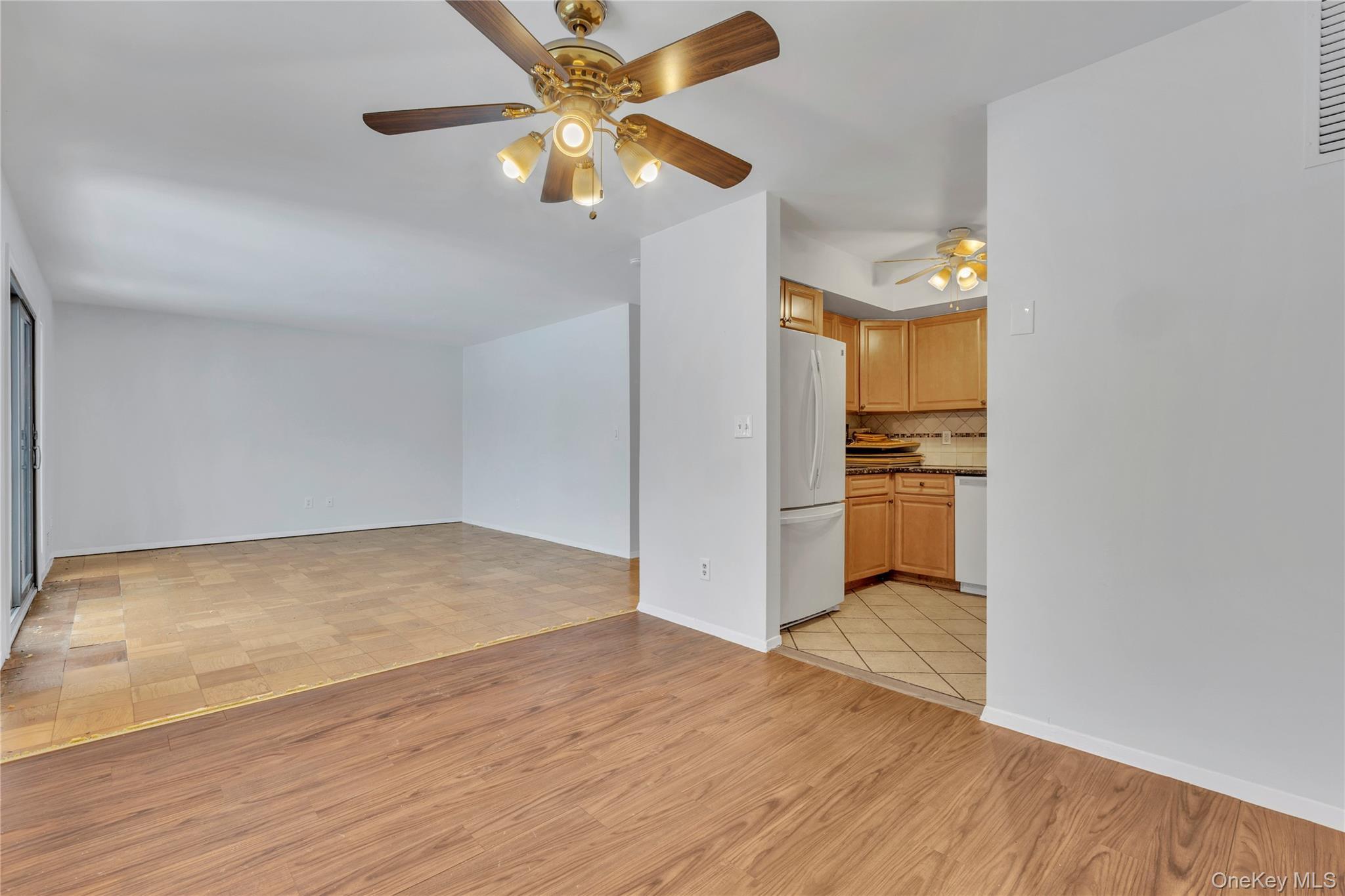 Condo Jefferson Westchester County, NY 10598, MLS-970531-8