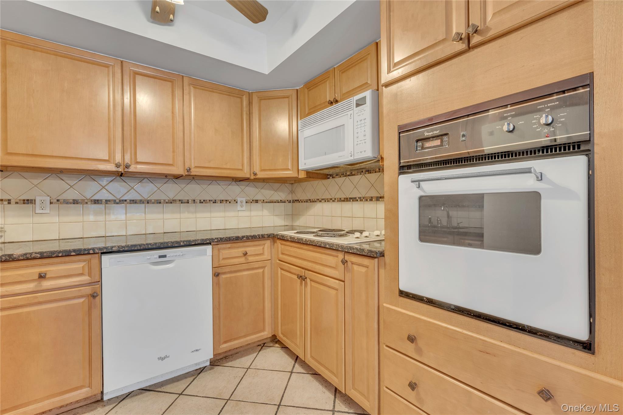 Condo Jefferson Westchester County, NY 10598, MLS-970531-9