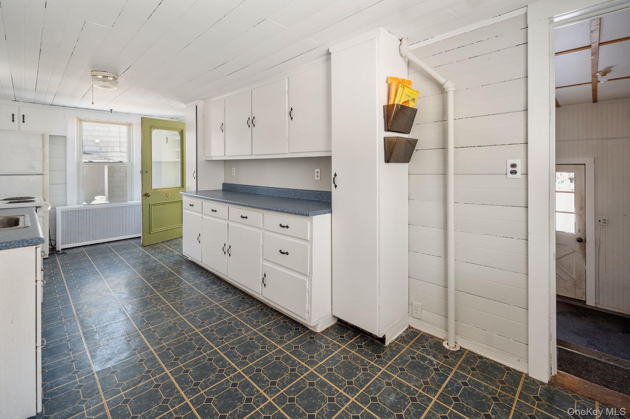 Single Family Main  Out Of Area, NY 12122, MLS-970552-18