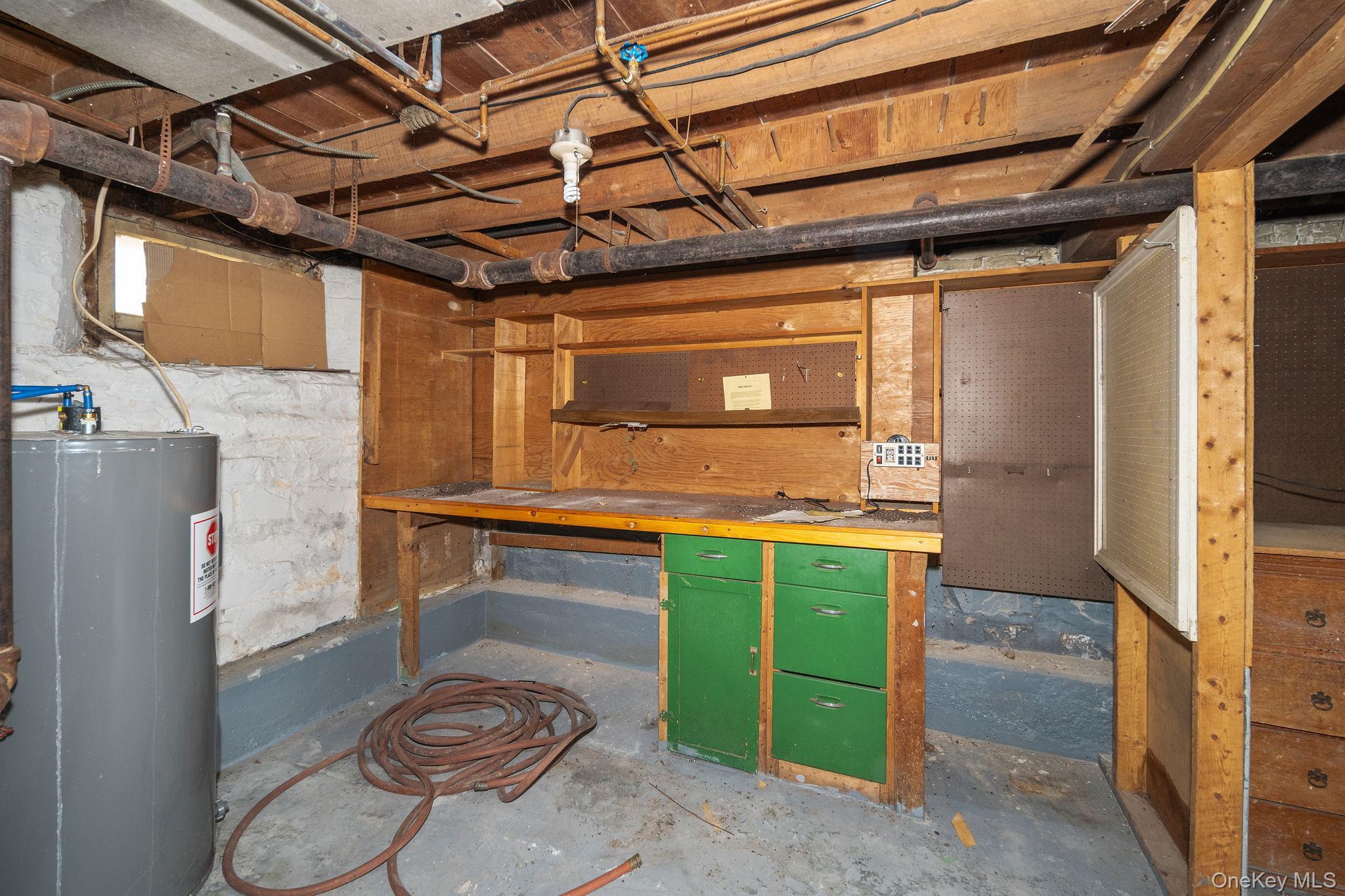 Single Family Main  Out Of Area, NY 12122, MLS-970552-37