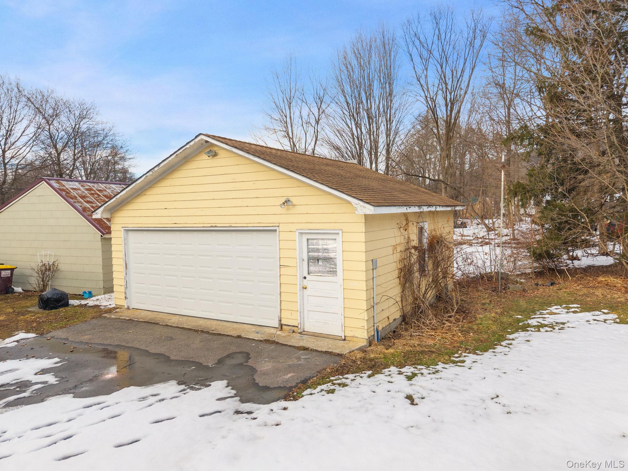 Single Family Main  Out Of Area, NY 12122, MLS-970552-44