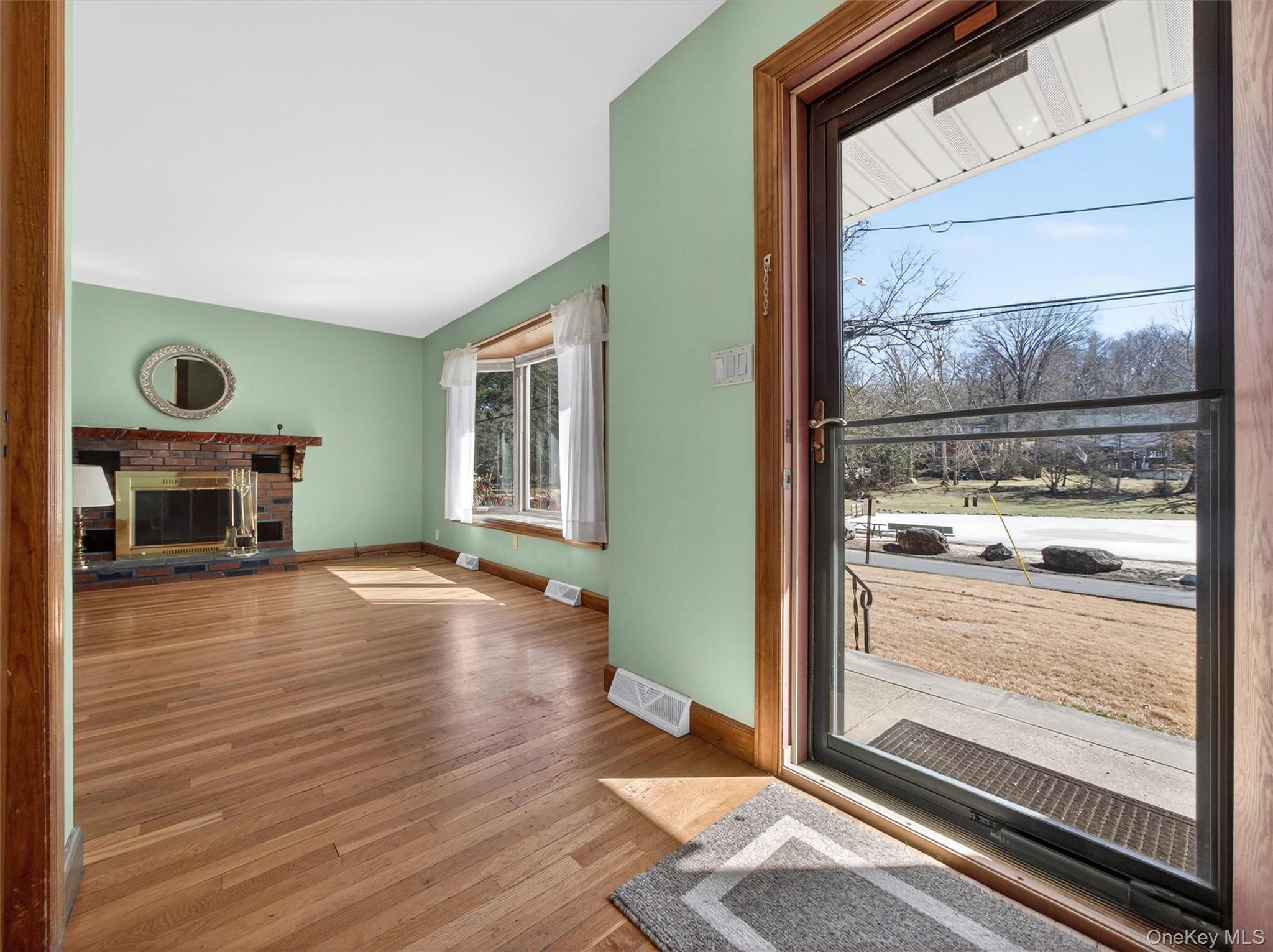 Single Family Greenway Rockland County, NY 10974, MLS-970555-15