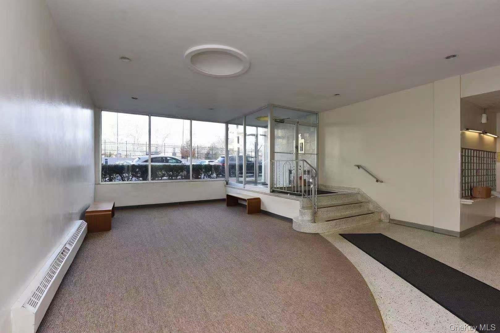 Condo Melbourne  Queens, NY 11367, MLS-970563-4