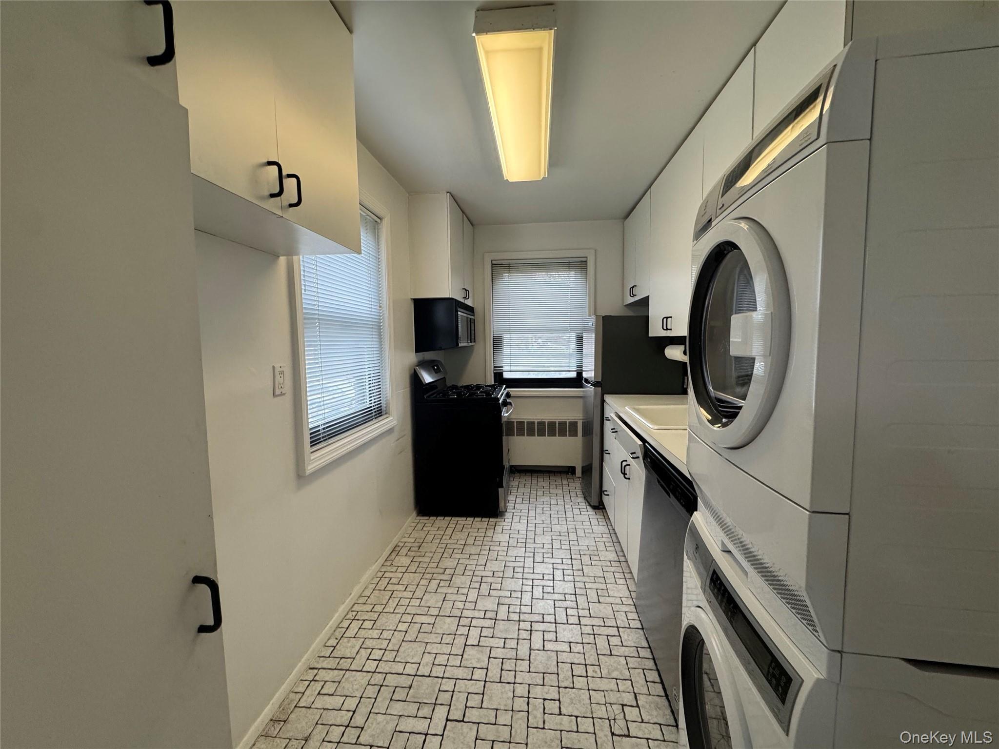 Coop 61  Queens, NY 11362, MLS-970574-8