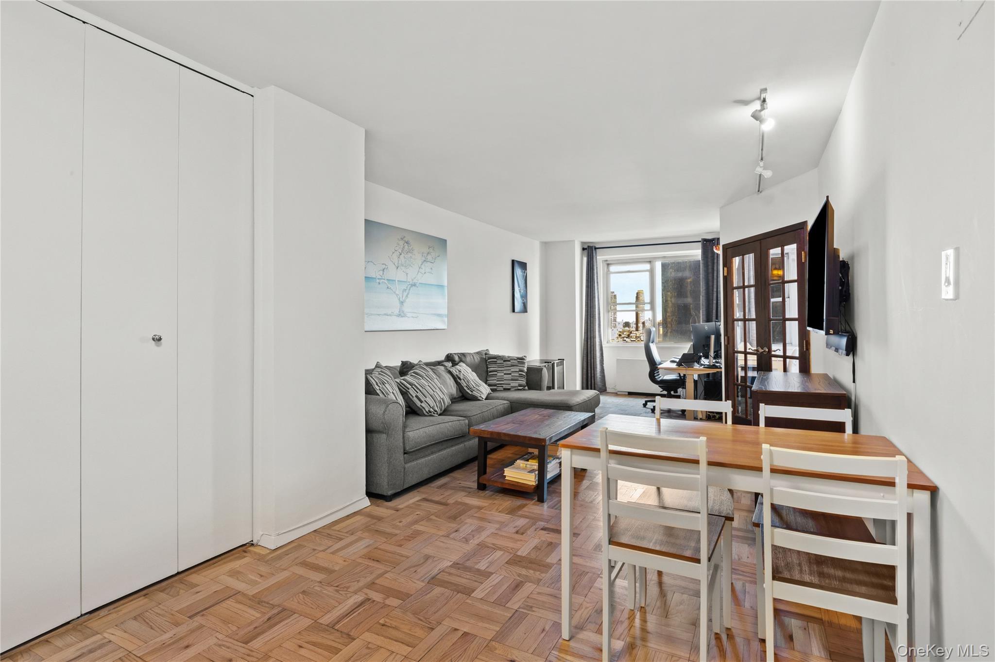 Coop 40  Manhattan, NY 10016, MLS-970582-3