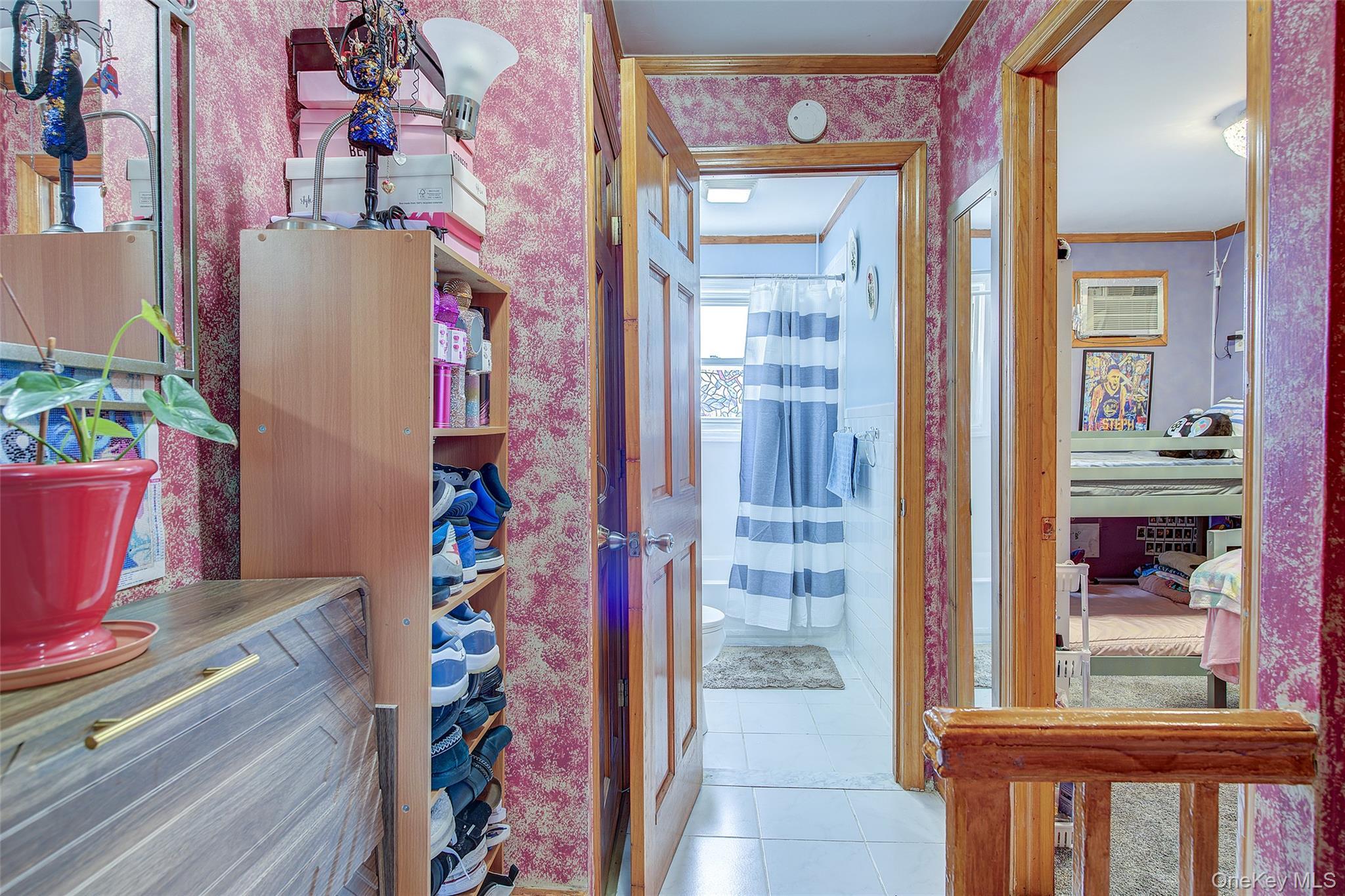 Single Family 95th  Queens, NY 11417, MLS-970588-24