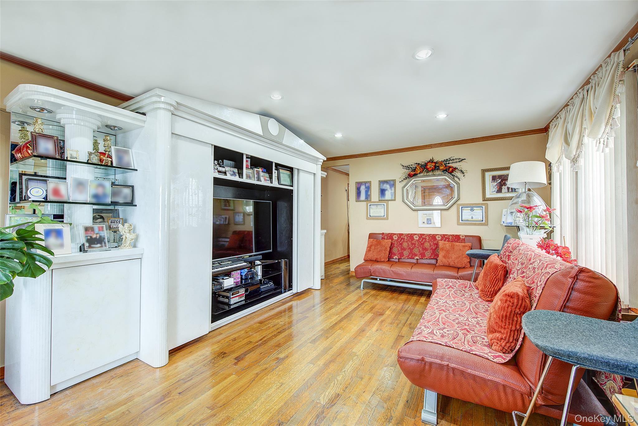 Single Family 95th  Queens, NY 11417, MLS-970588-4