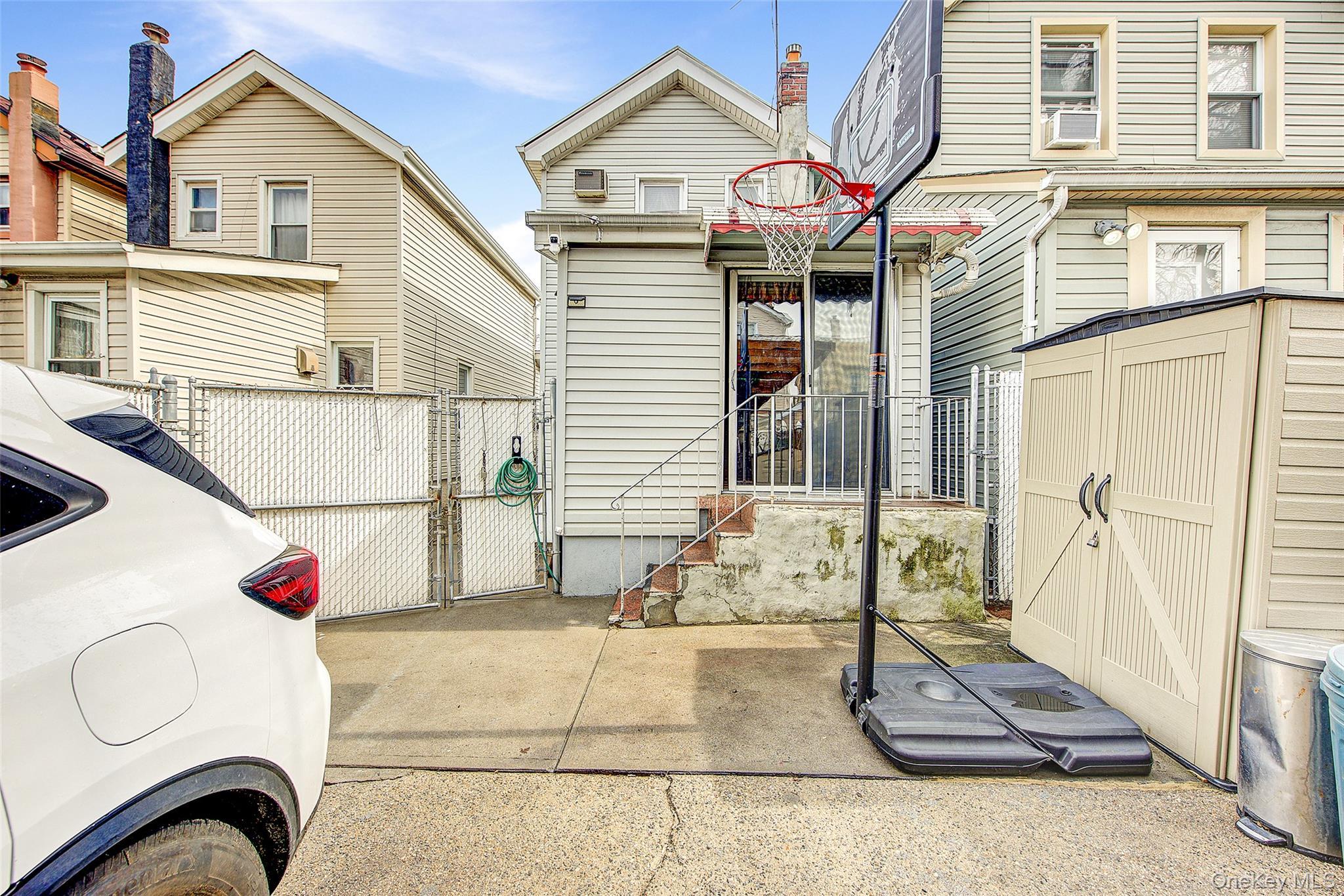 Single Family 95th  Queens, NY 11417, MLS-970588-43