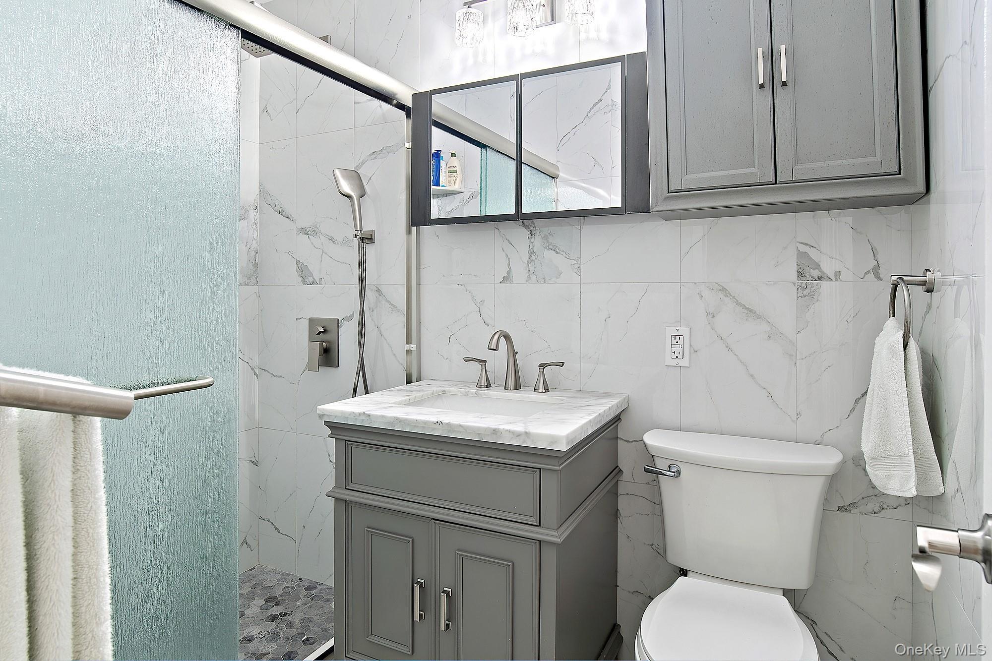 Coop Henry Hudson  Bronx, NY 10463, MLS-970605-18