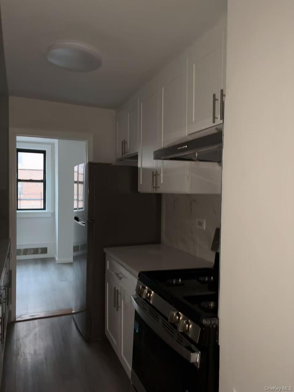 Coop 98  Queens, NY 11368, MLS-970612-4