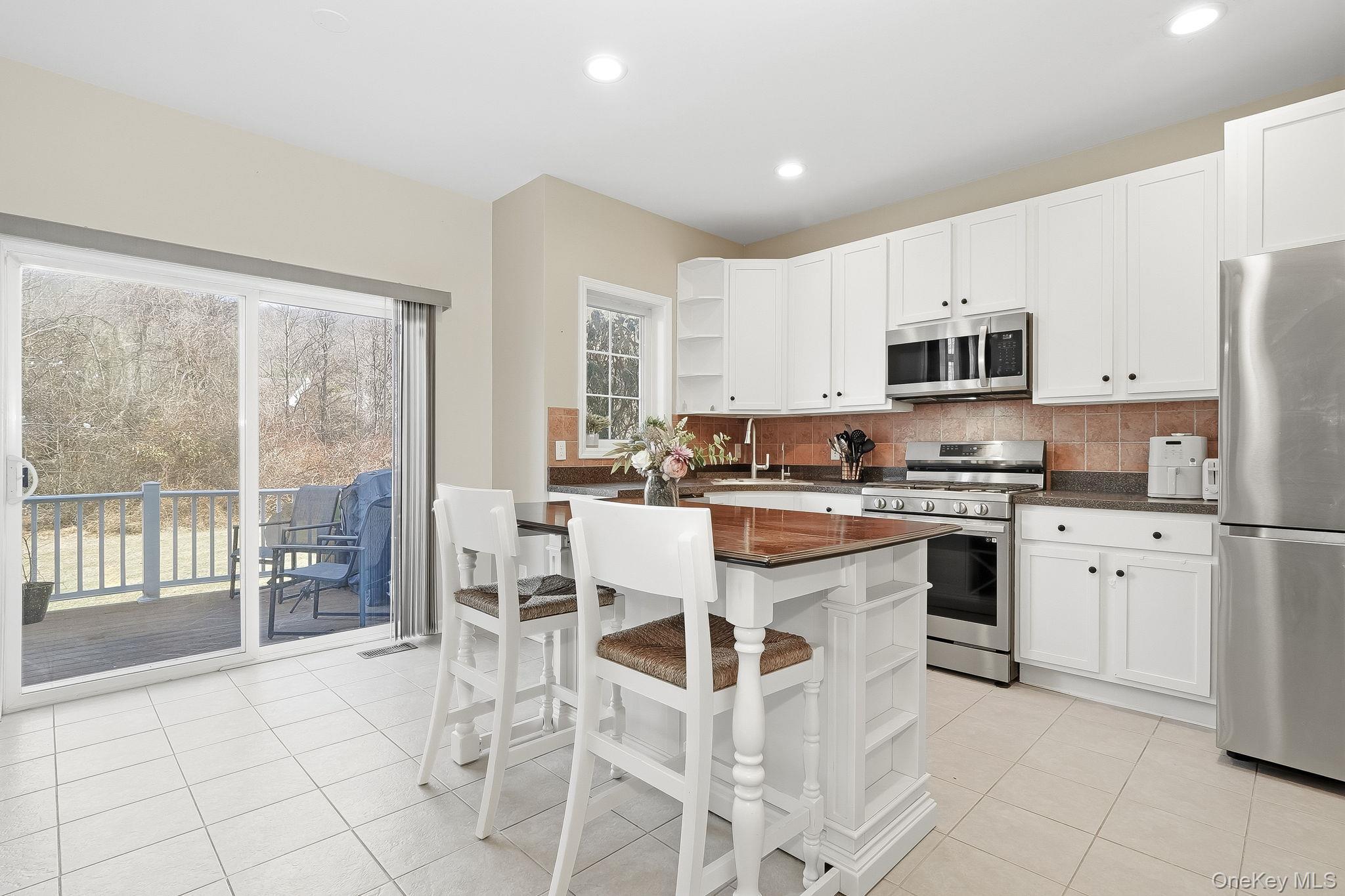 Condo Clearwater  Dutchess County, NY 12508, MLS-970622-15