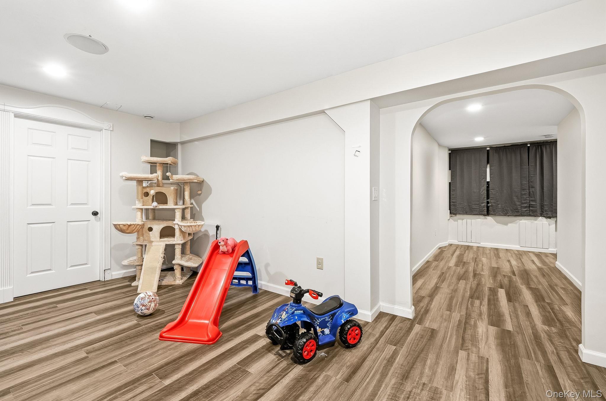 Condo Clearwater  Dutchess County, NY 12508, MLS-970622-32