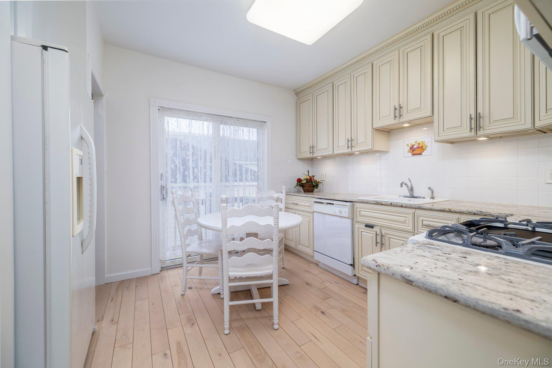 Single Family Lawson  Nassau County, NY 11518, MLS-970634-16